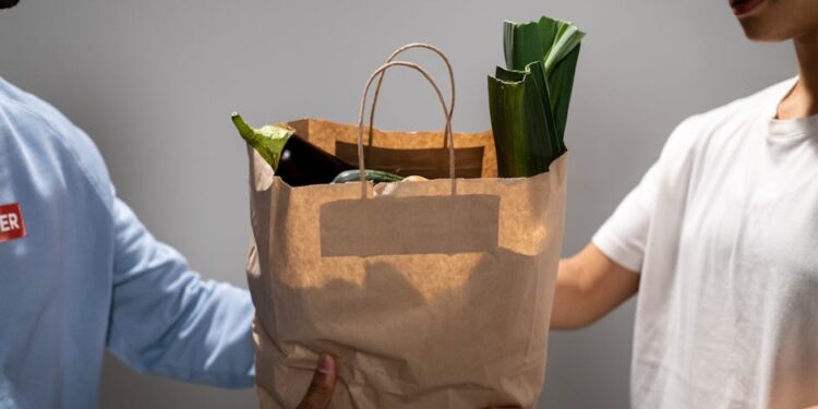 7 Secrets to Thriving in a Vegan Family Lifestyle